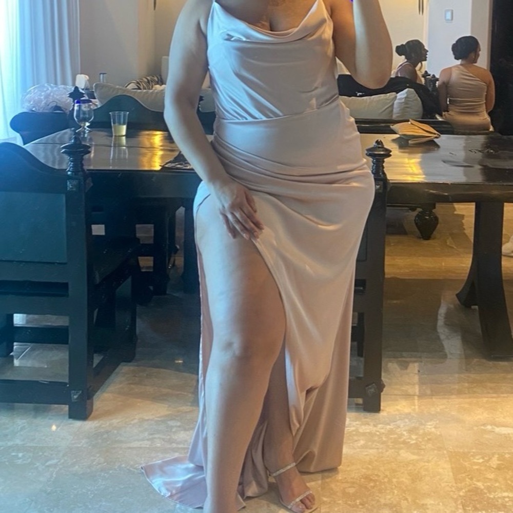 Penelope High Slit Dress - Picture 3 of 3